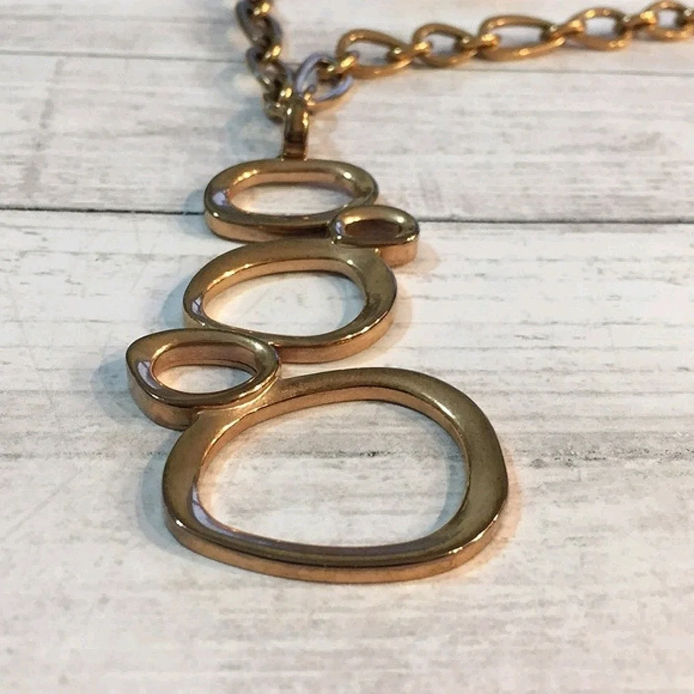 Abstract gold necklace